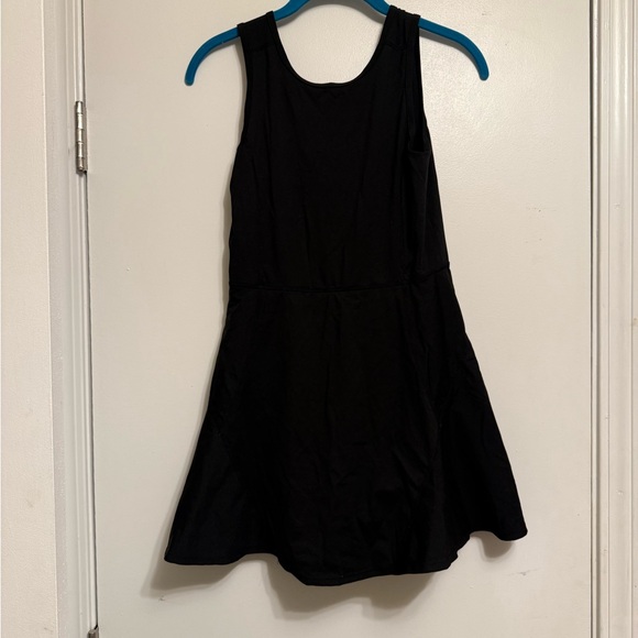 Halara Everyday Stretchy 2-in-1 Flare Pickleball Dress - Picture 3 of 8